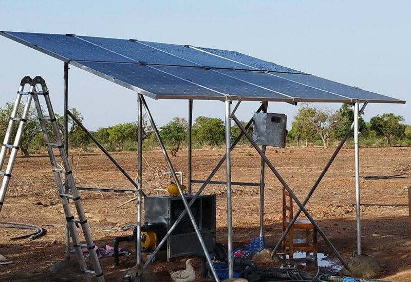 Panneaux solaires de pompage d'eau, COGIT NAFA